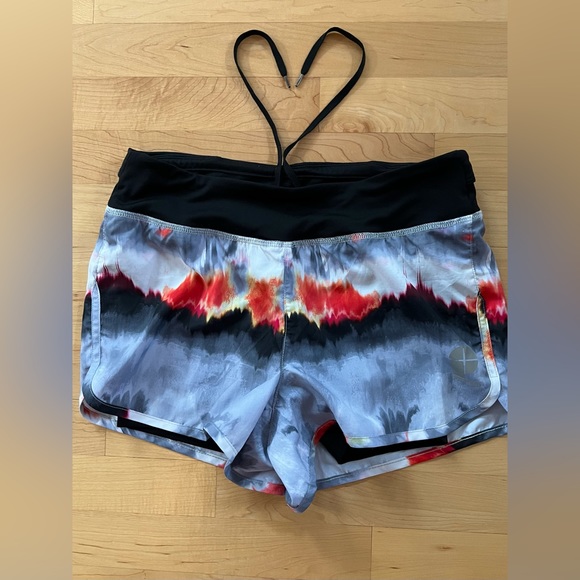 Protest Shorts | European Brand | Multicolor | Women’s Small - Picture 3 of 9